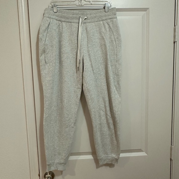 Lululemon Scuba High Rise Jogger Sweatpants, Size 10 - Picture 7 of 7